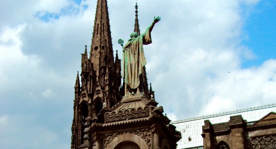 Study Abroad with the College of Engineering France!